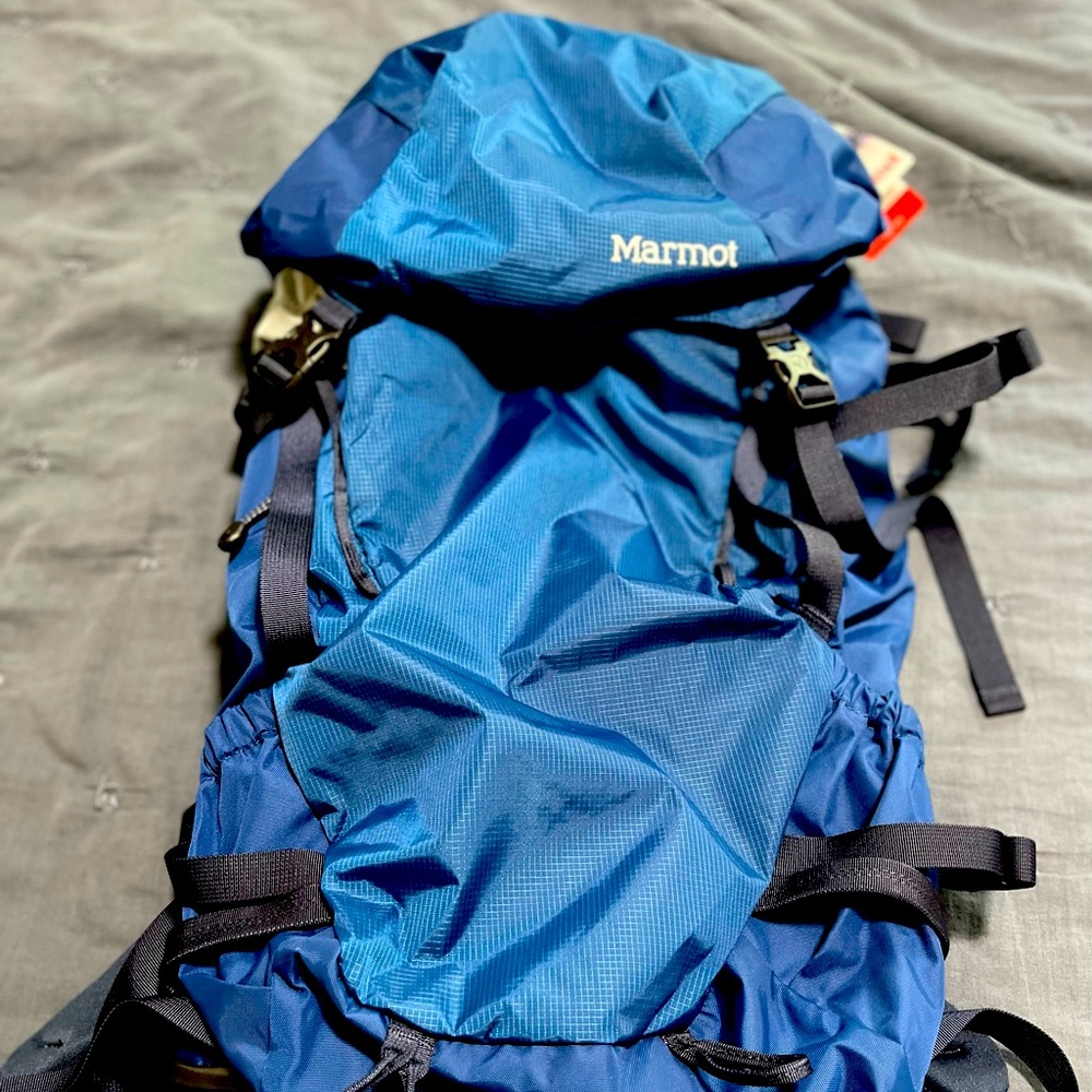 Marmot Eiger backpack - blue - 35L (approx) - brand new
